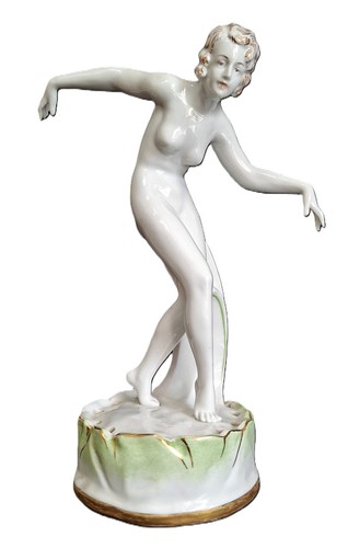 Galluba hofmann akt figur - &,